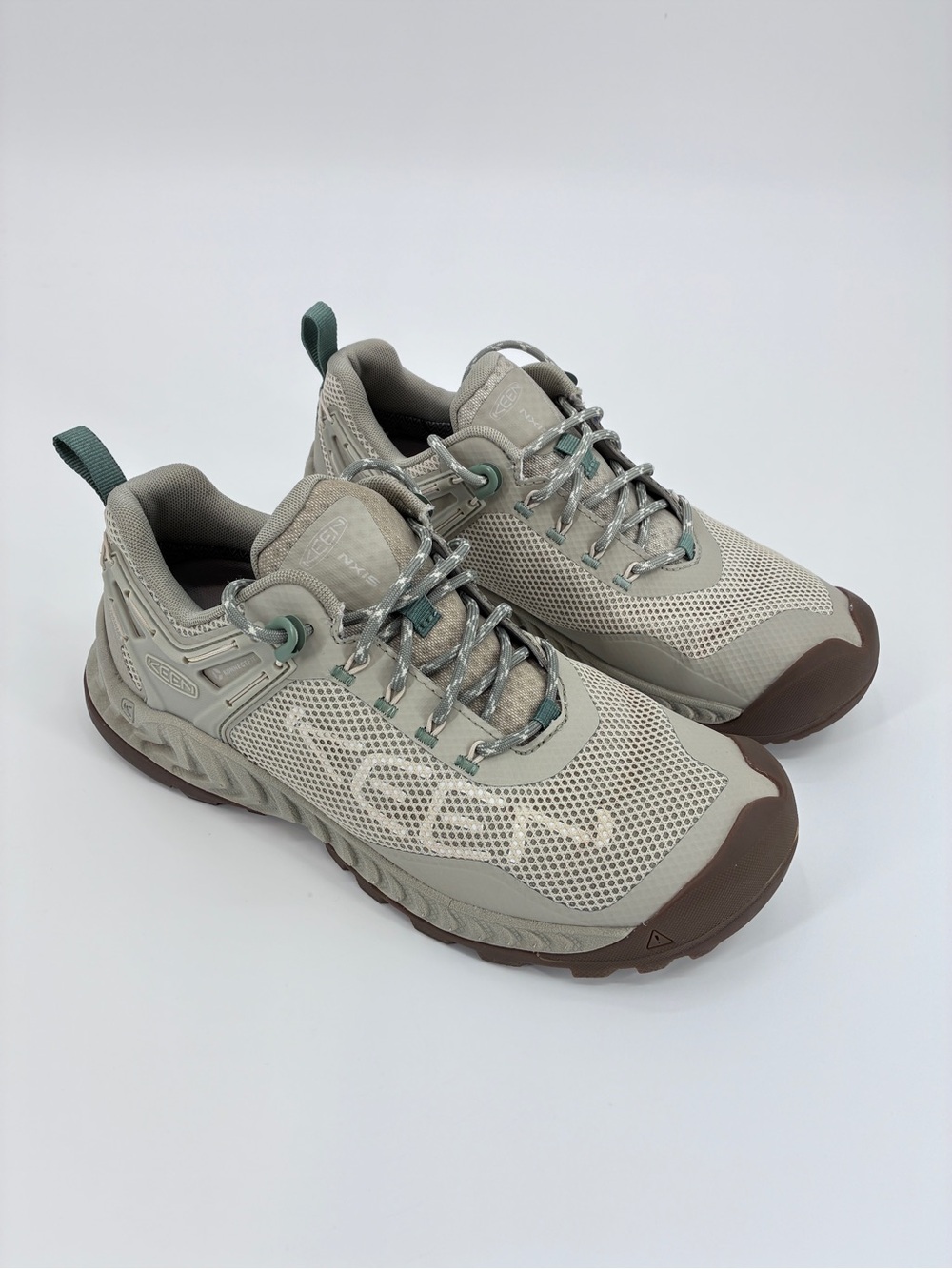 Keen Women’s NXIS EVO Waterproof All-Terrain Hiking Trail Sneakers Shoes Size 8
